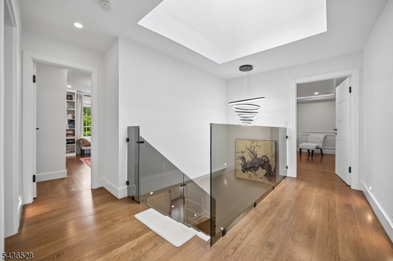36 Ivy Pl