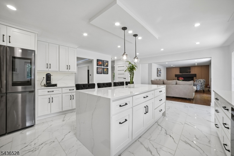 36 Ivy Pl