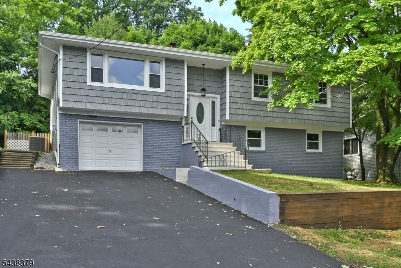 504 Edith Rd