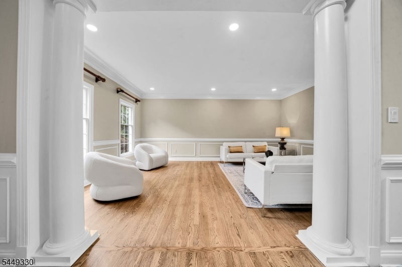4 Middlesworth Farm Rd