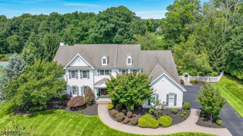 4 Middlesworth Farm Rd
