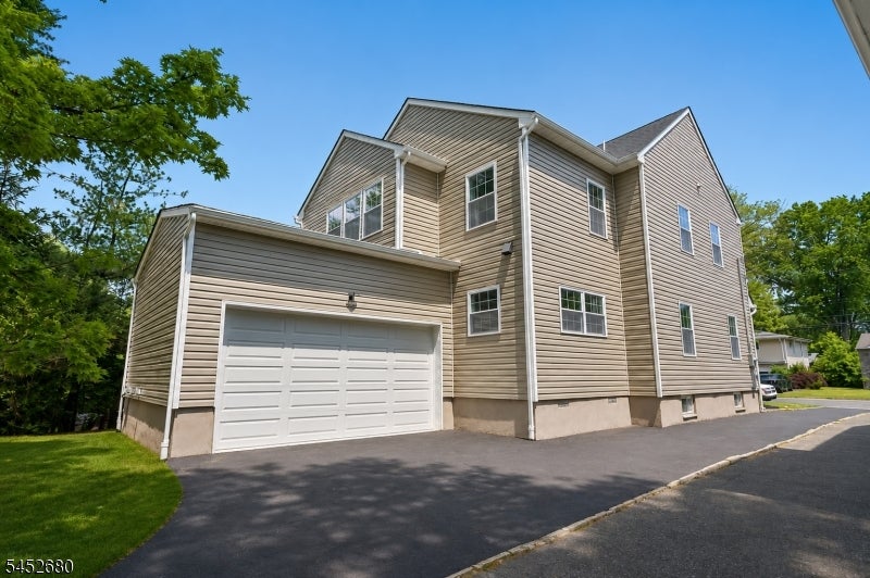 250 Milltown Rd