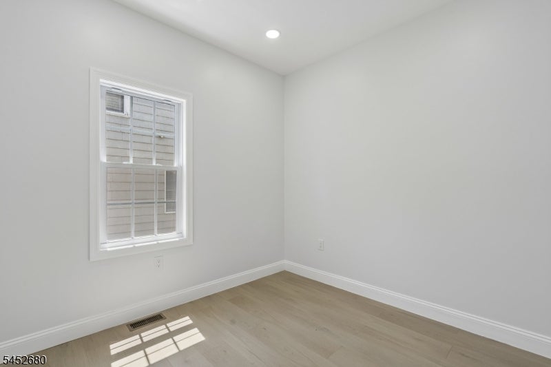 250 Milltown Rd
