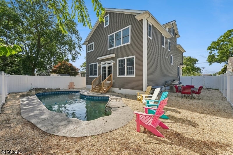 3204 Kickapoo Ave