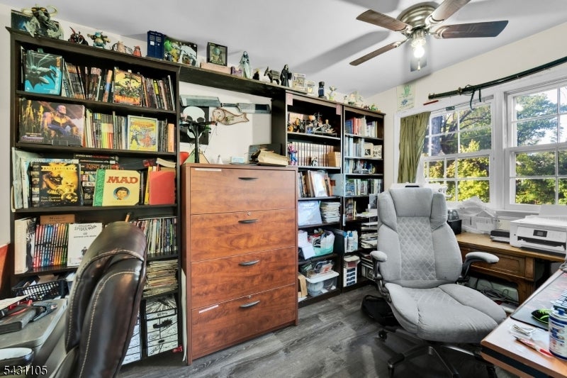 833 Salem Ave