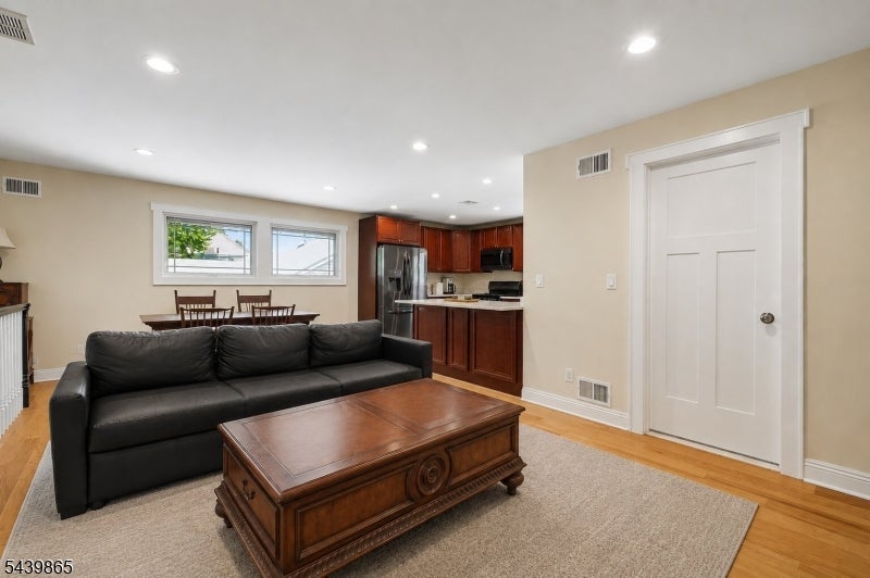 266 Milltown Rd