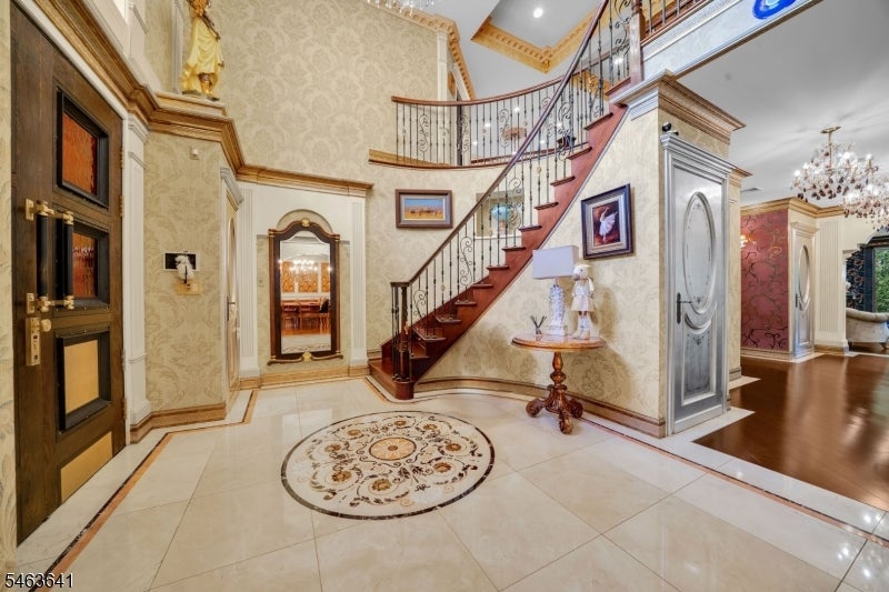 1088 Dearborn Rd