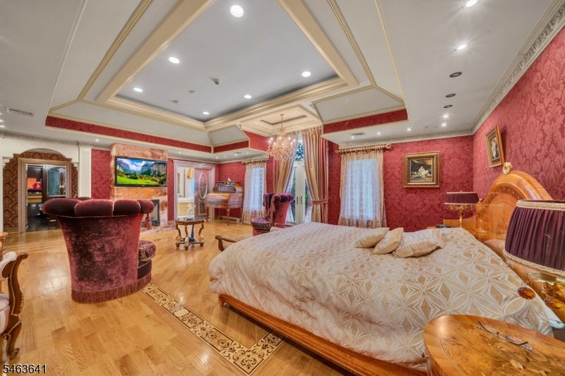 1088 Dearborn Rd