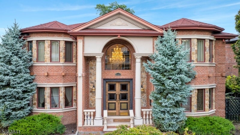 1088 Dearborn Rd
