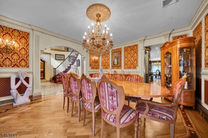 1088 Dearborn Rd