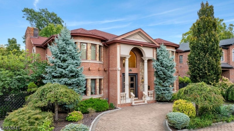 1088 Dearborn Rd