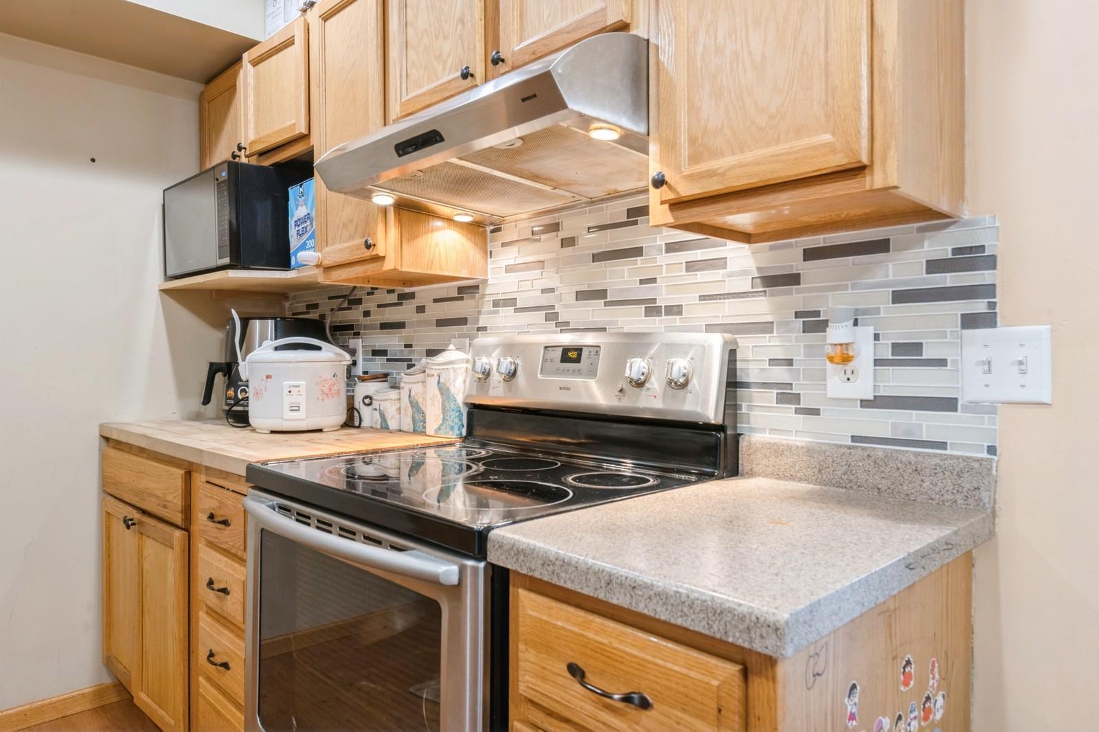 1513 Mcintosh Circle