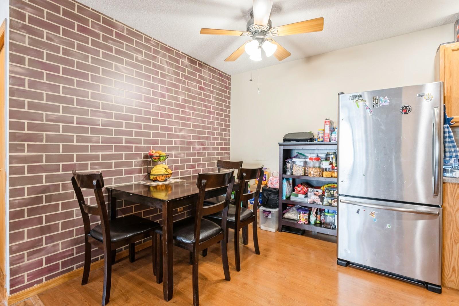 1513 Mcintosh Circle