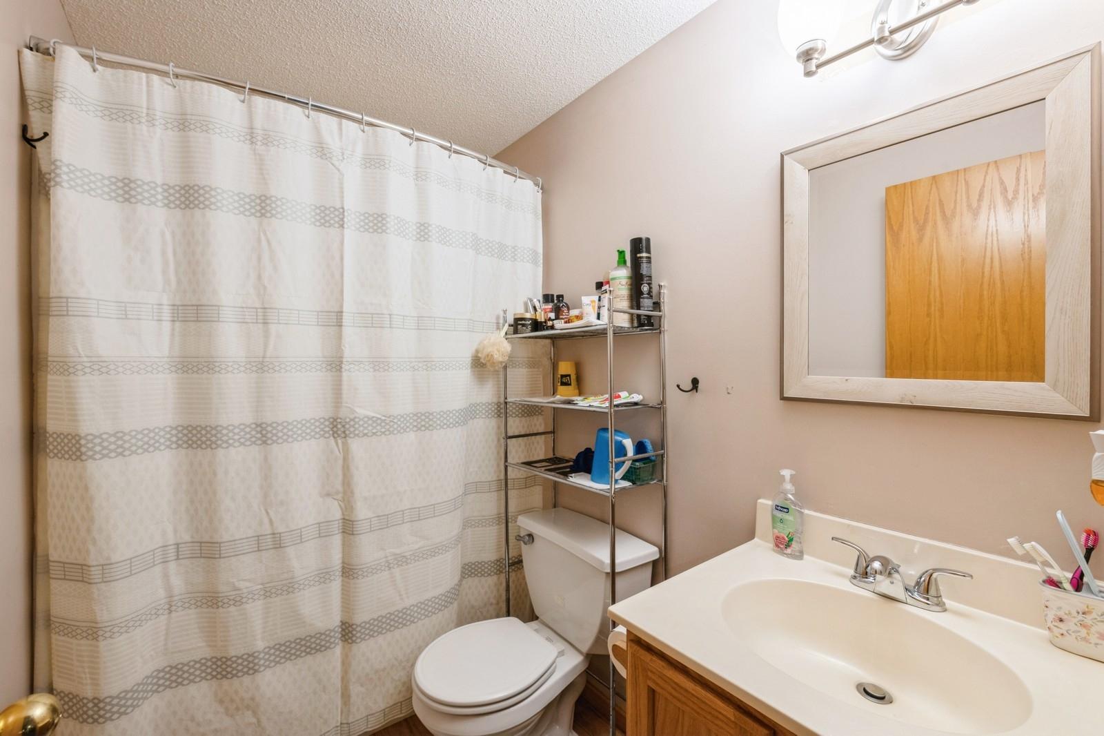 1513 Mcintosh Circle