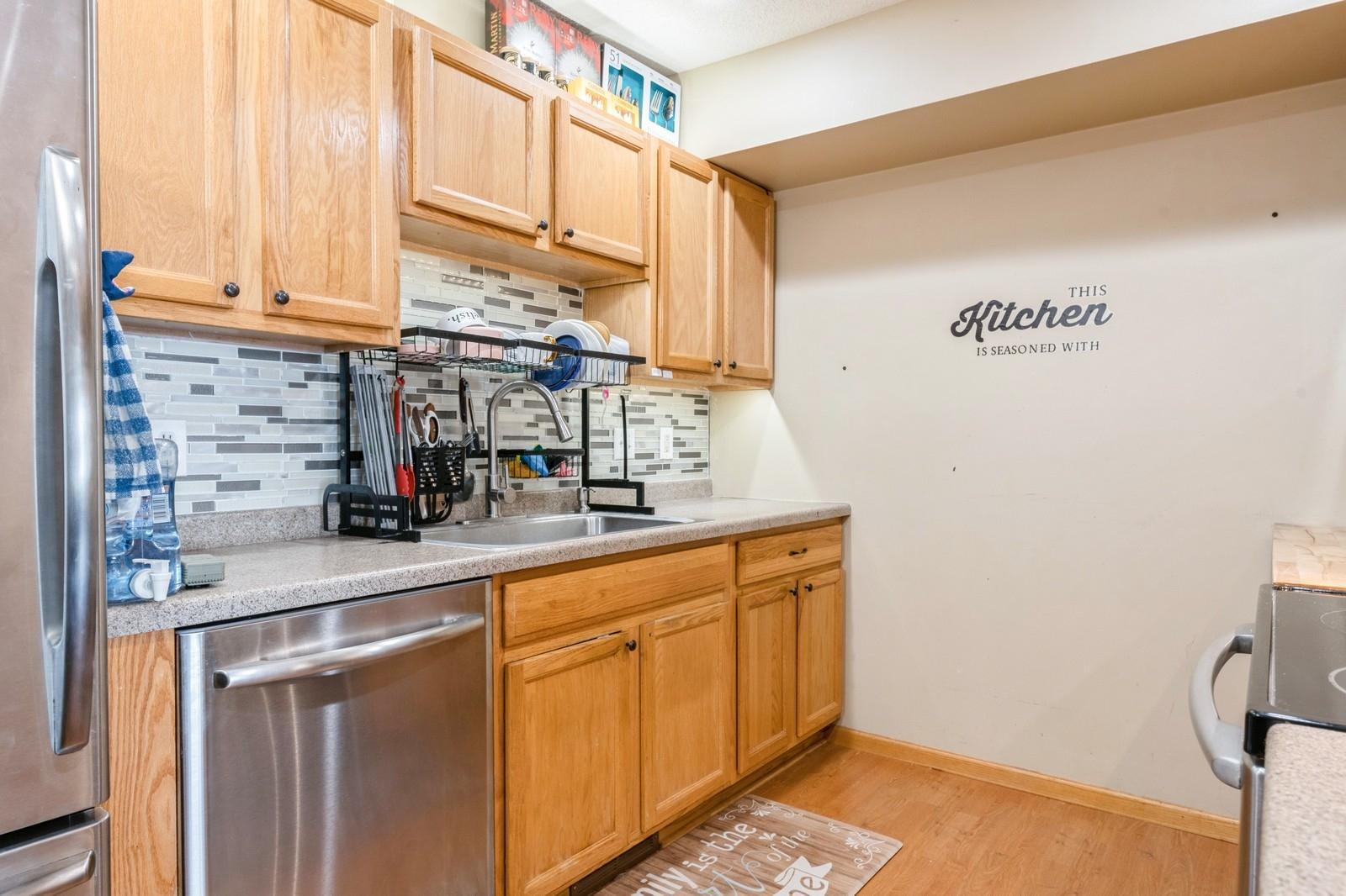 1513 Mcintosh Circle