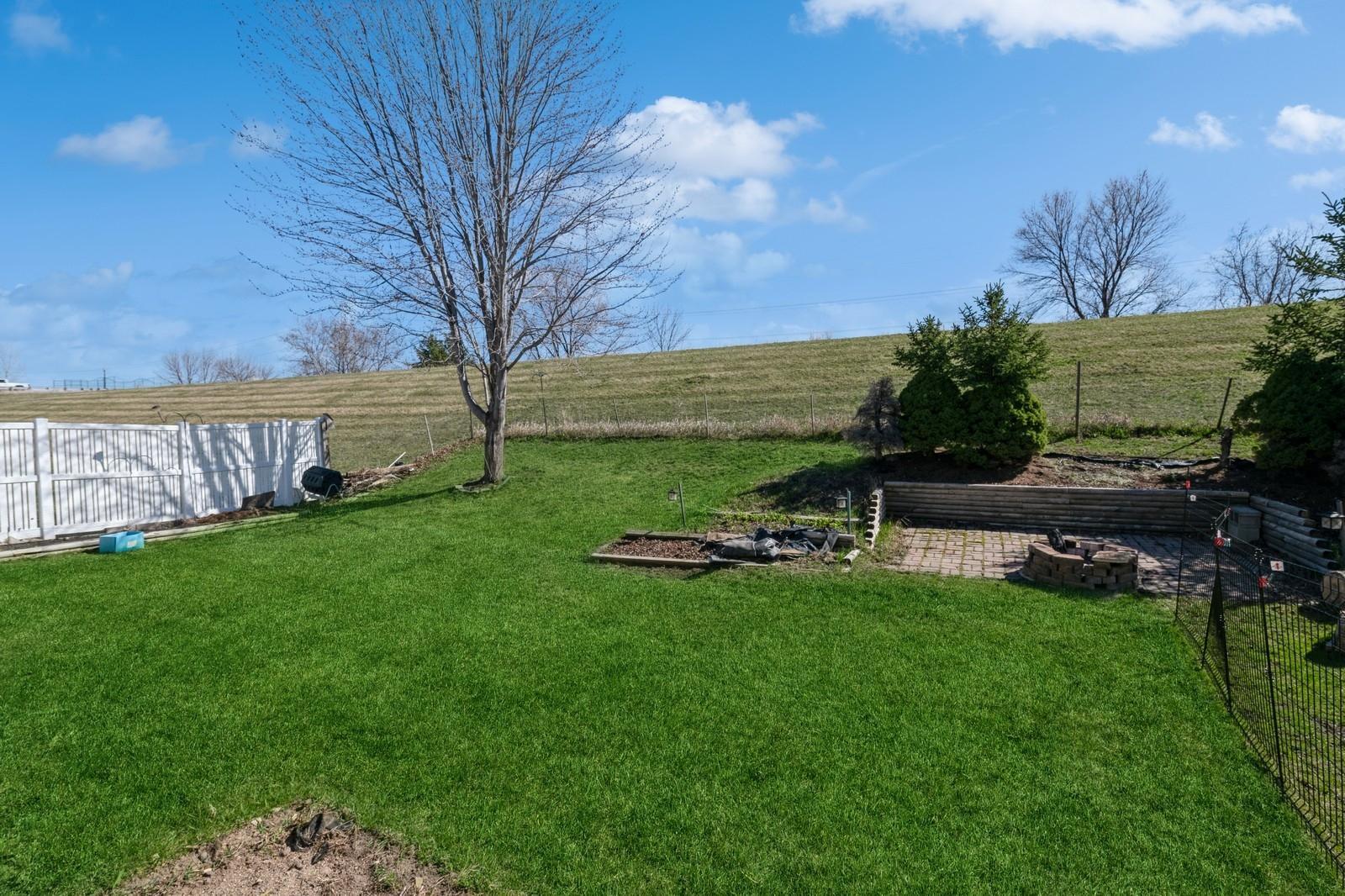 1513 Mcintosh Circle