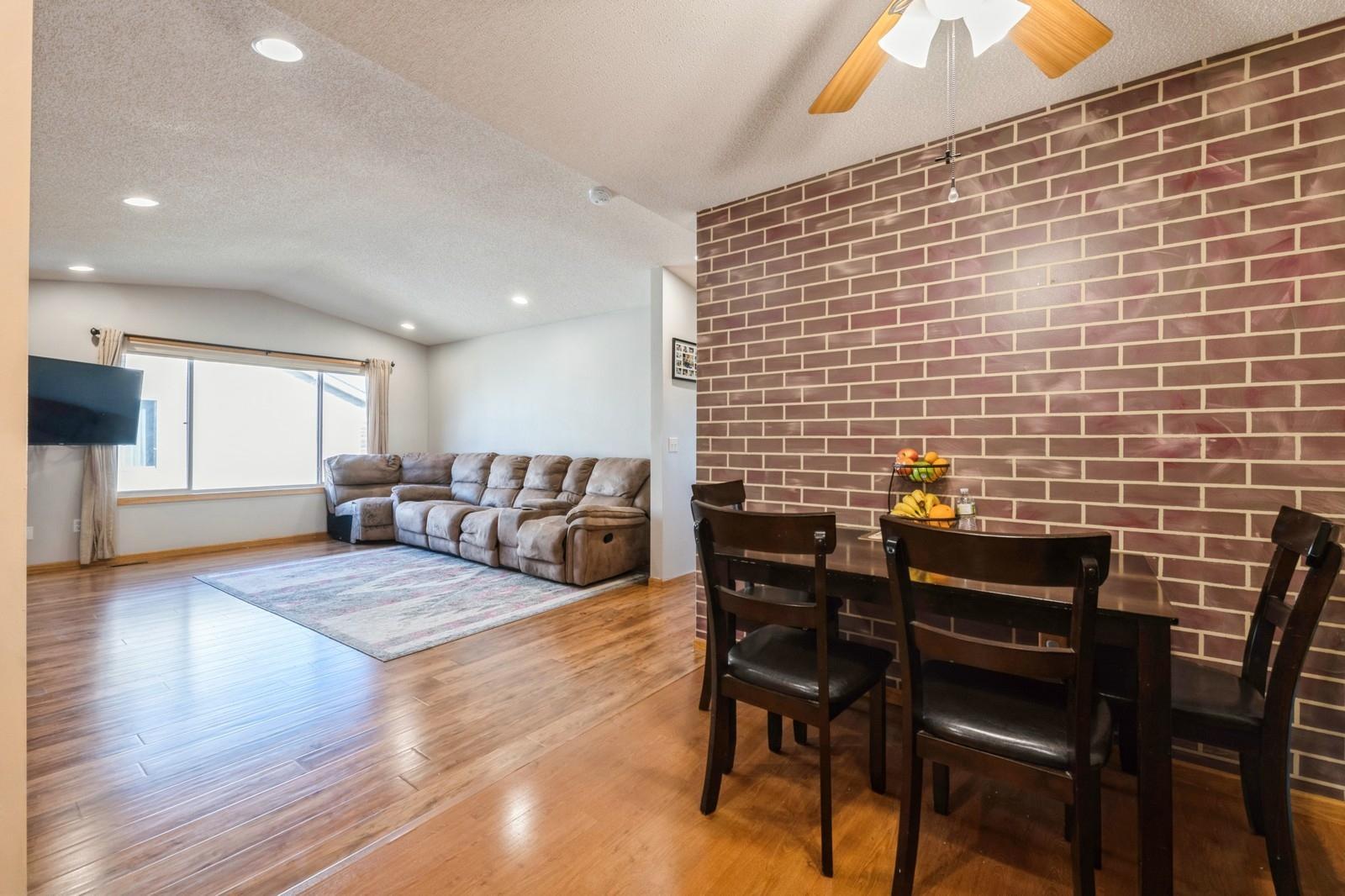 1513 Mcintosh Circle