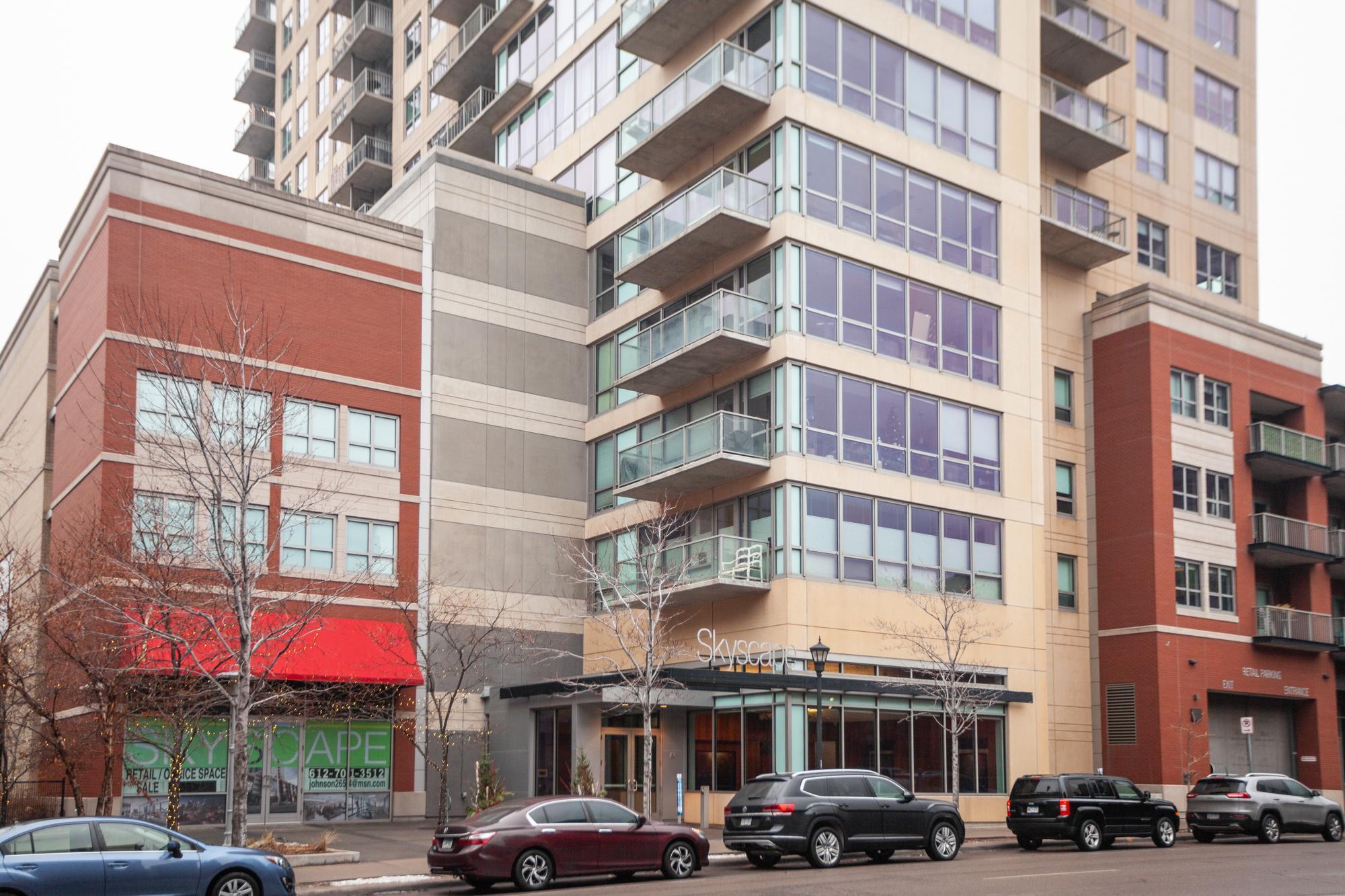 929 Portland Avenue Unit: 1206