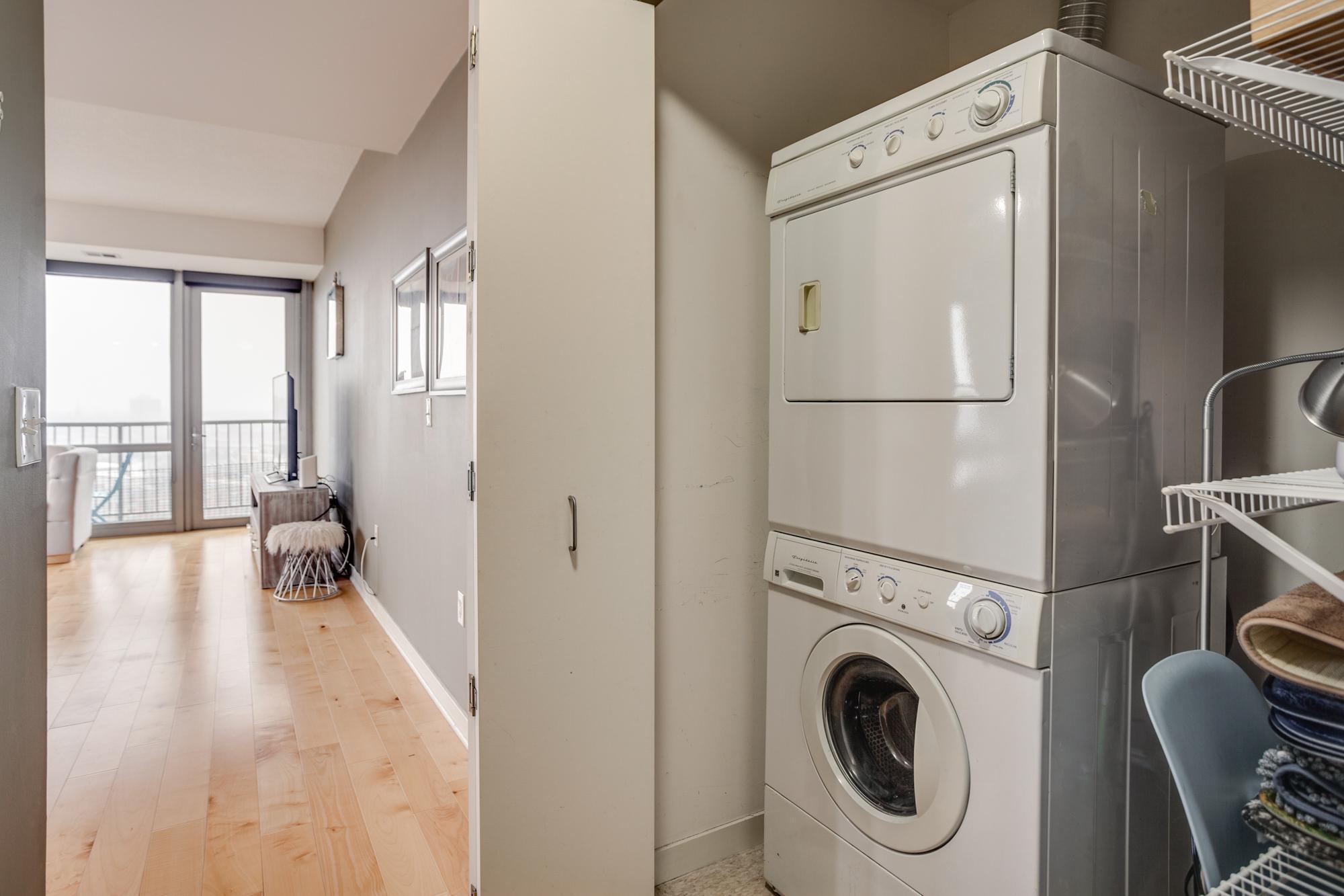 929 Portland Avenue Unit: 1206