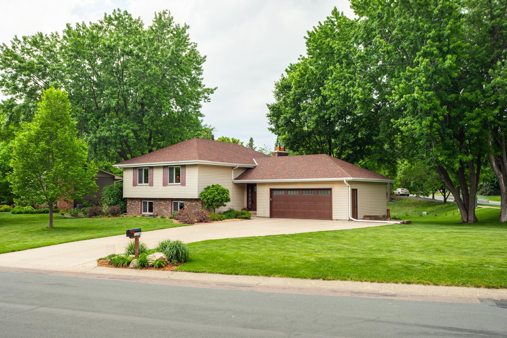 12241 Robin Road