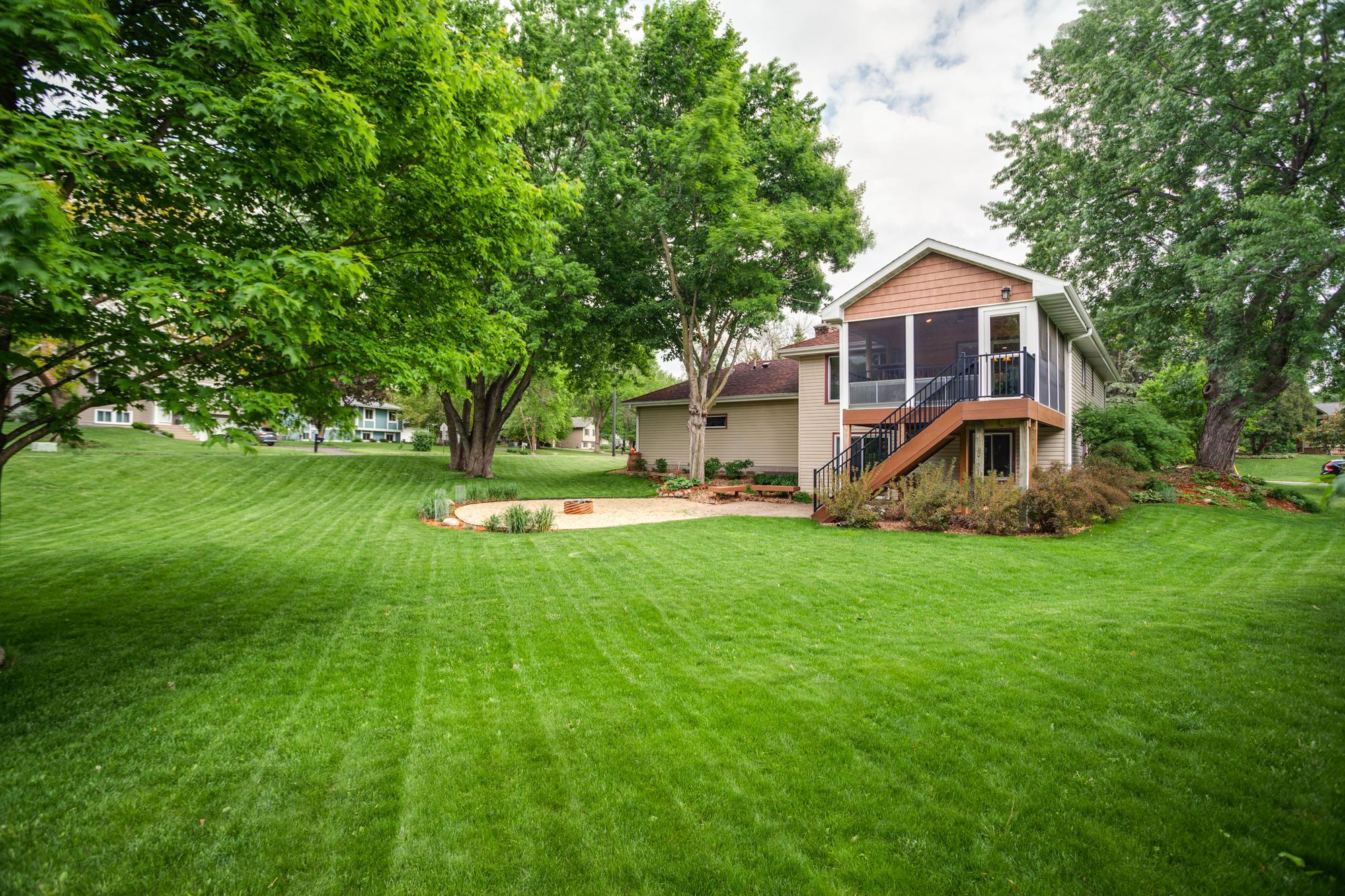 12241 Robin Road