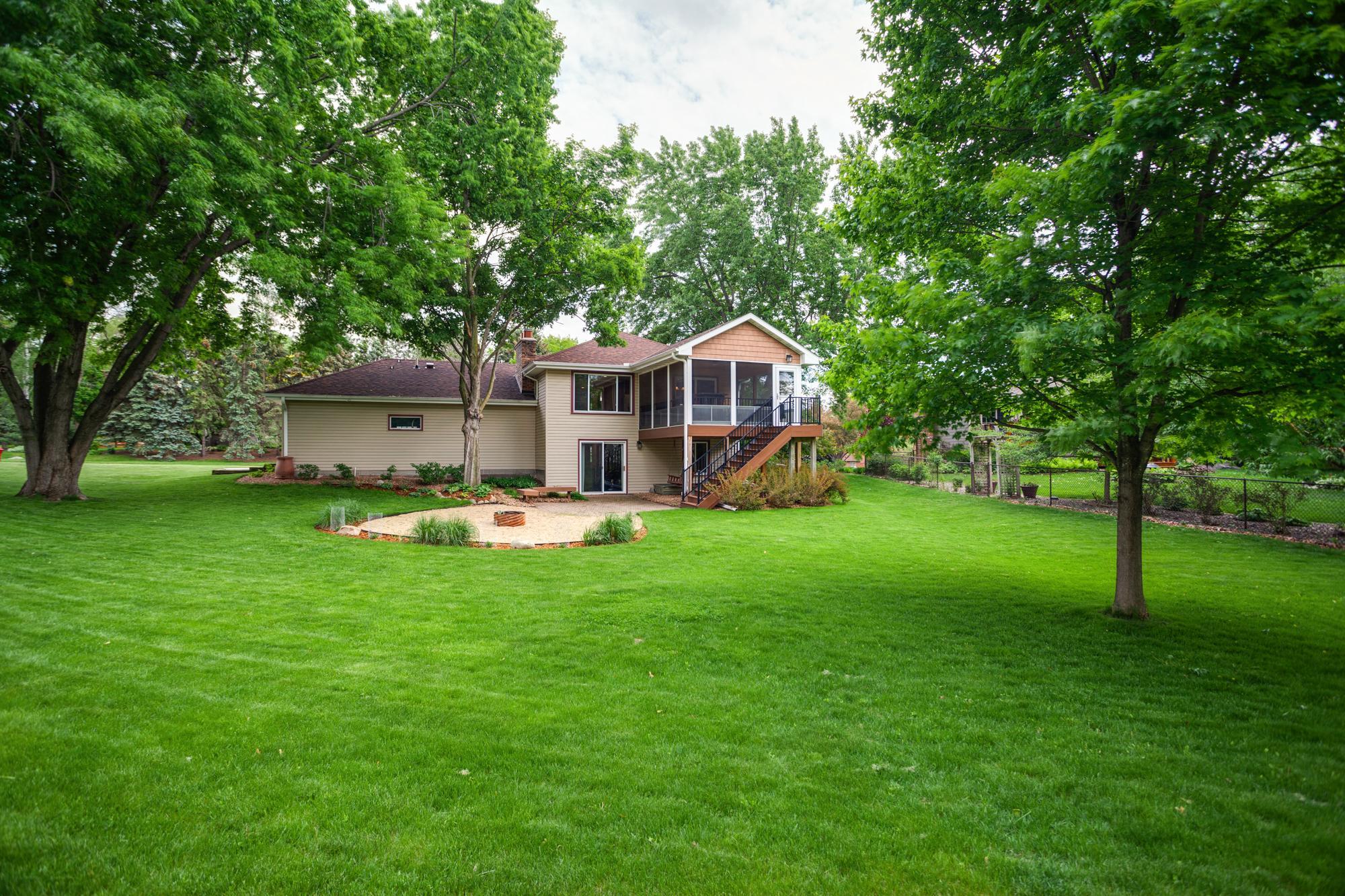 12241 Robin Road