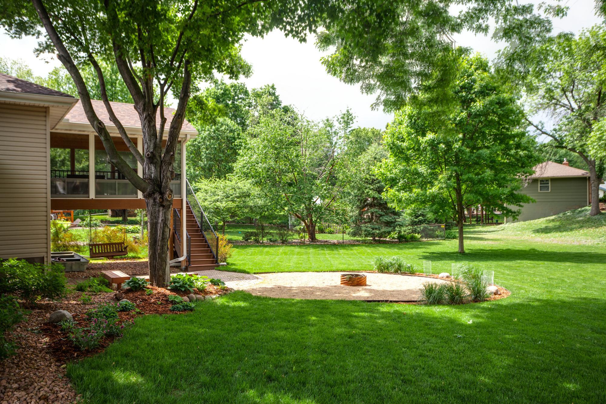 12241 Robin Road