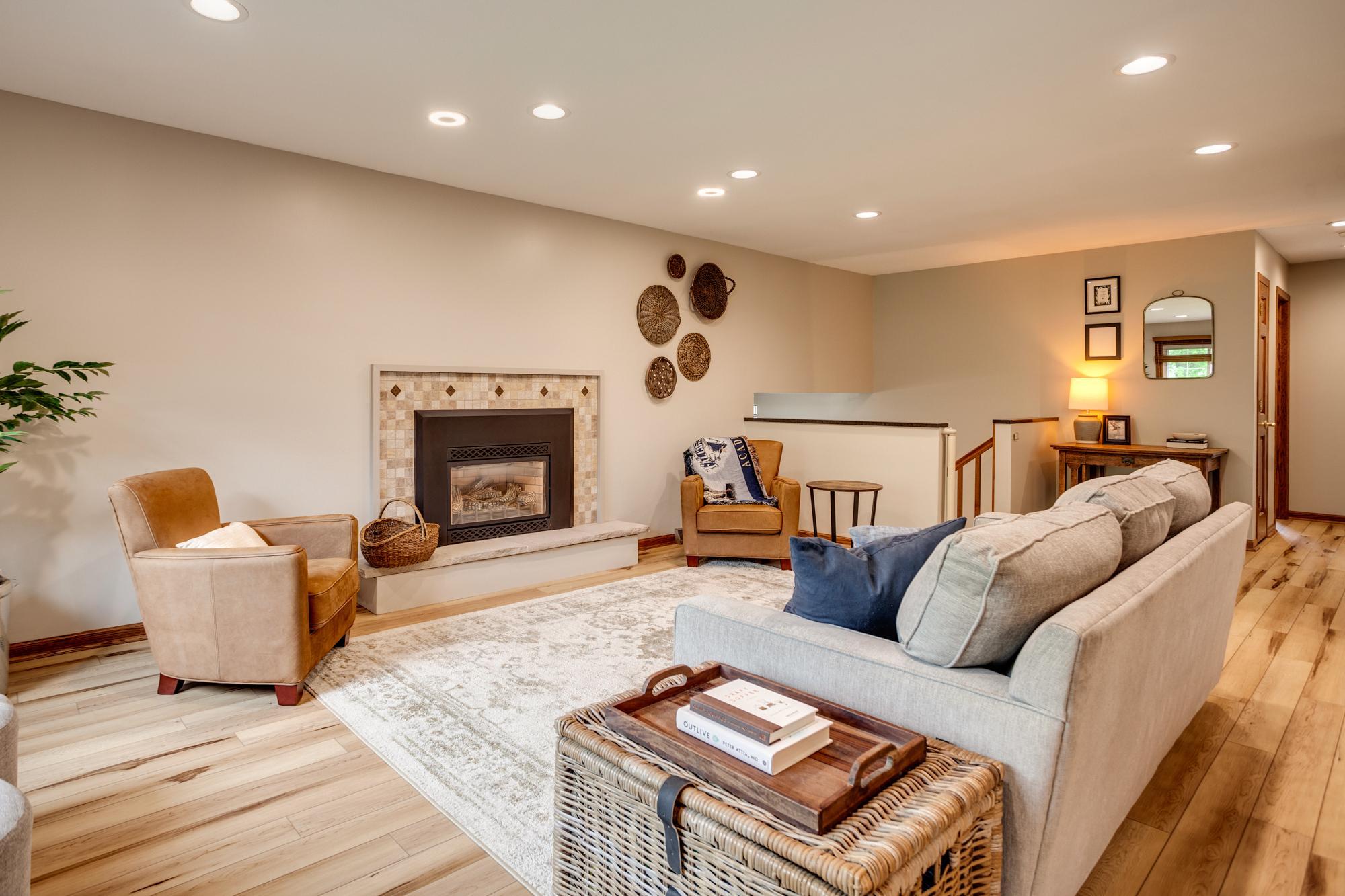 12241 Robin Road
