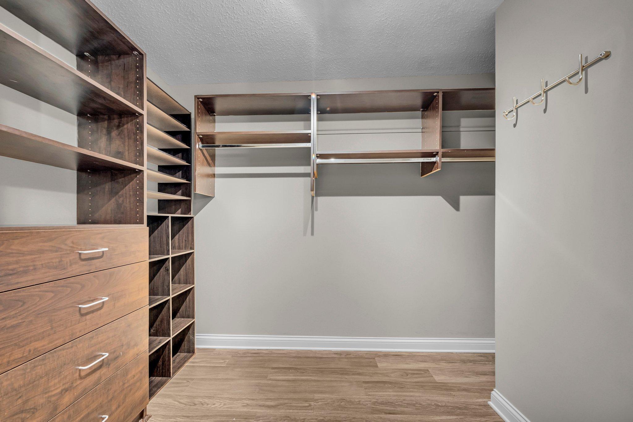110 1st Avenue NE Unit: F701