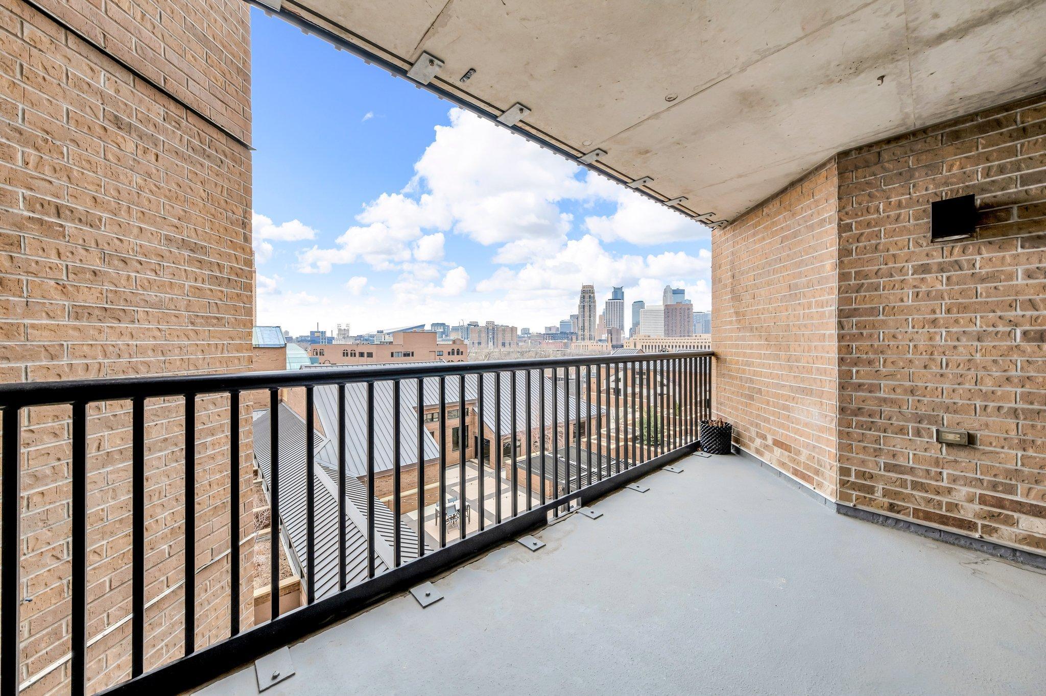 110 1st Avenue NE Unit: F701