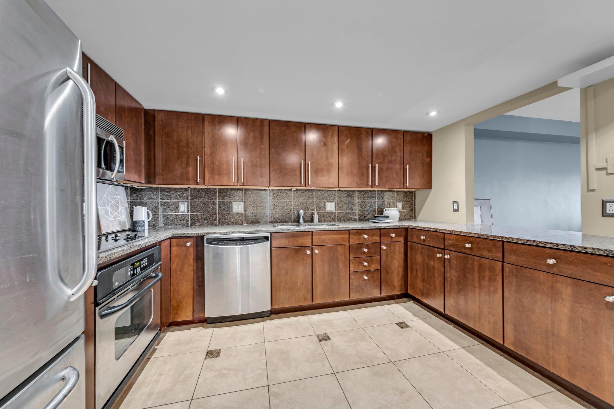 110 1st Avenue NE Unit: F701