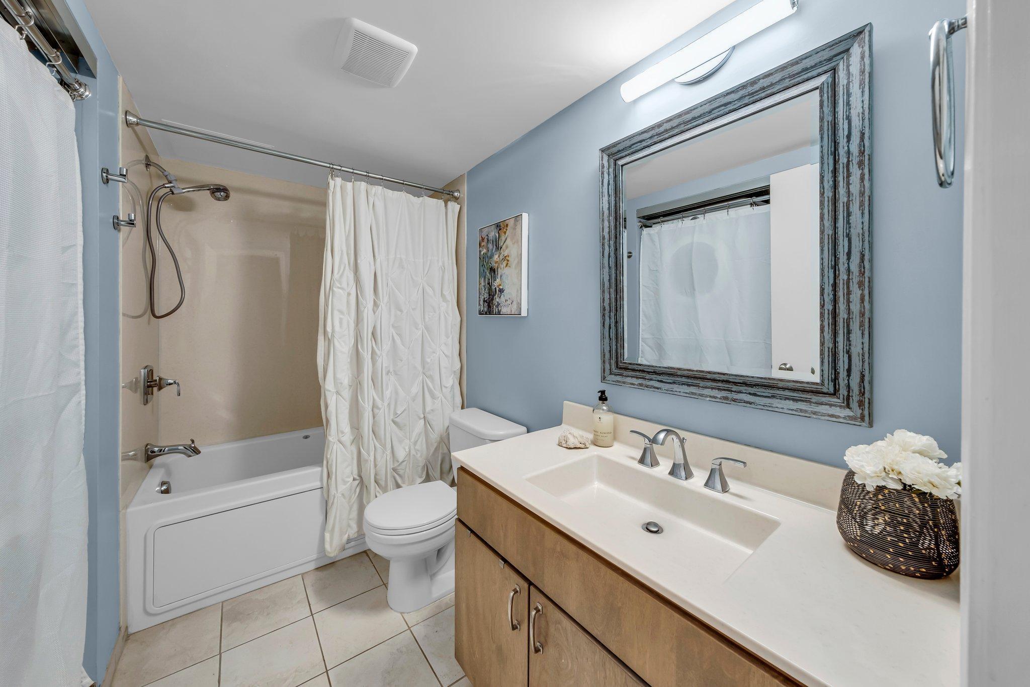 110 1st Avenue NE Unit: F701