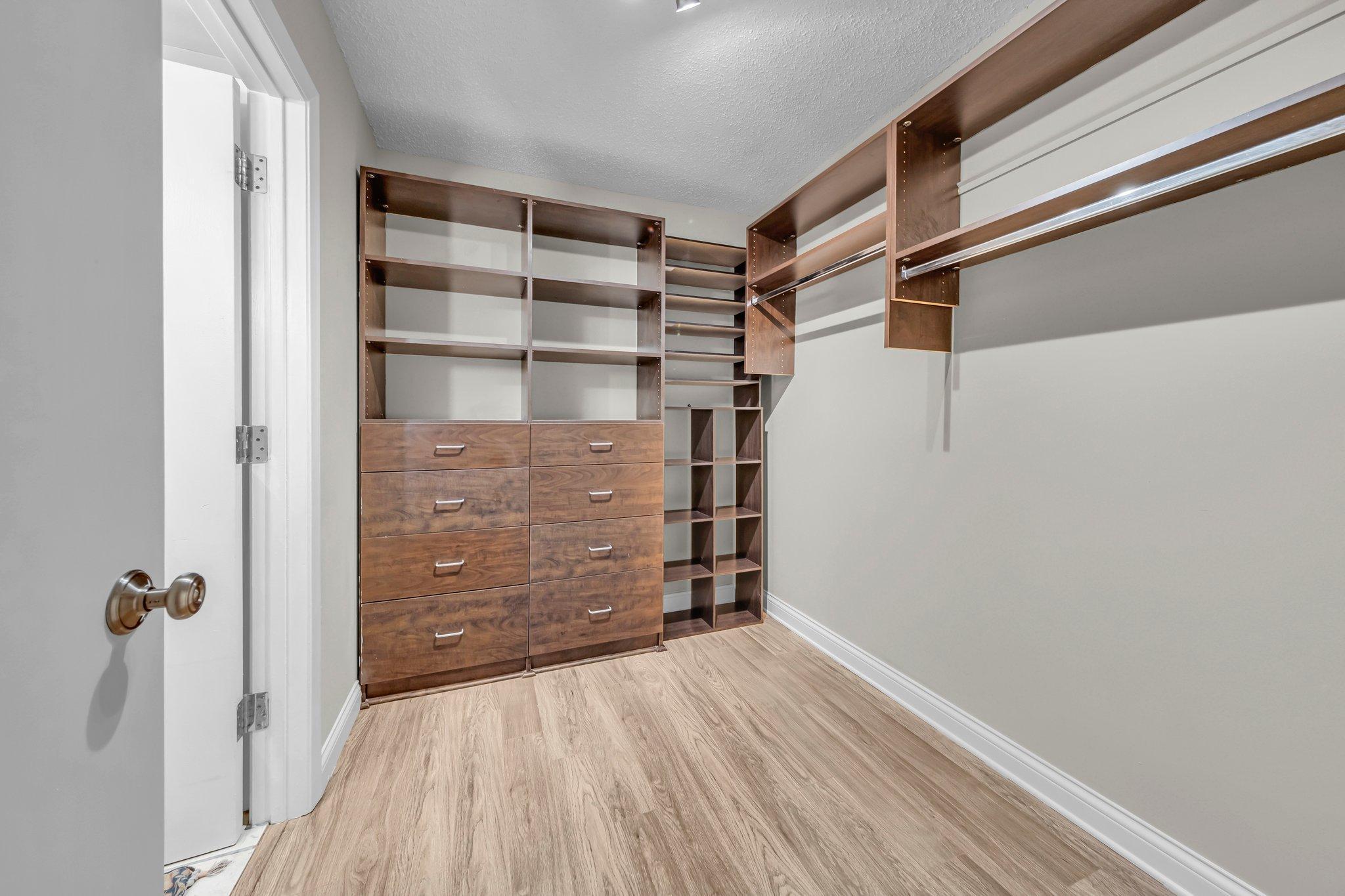 110 1st Avenue NE Unit: F701