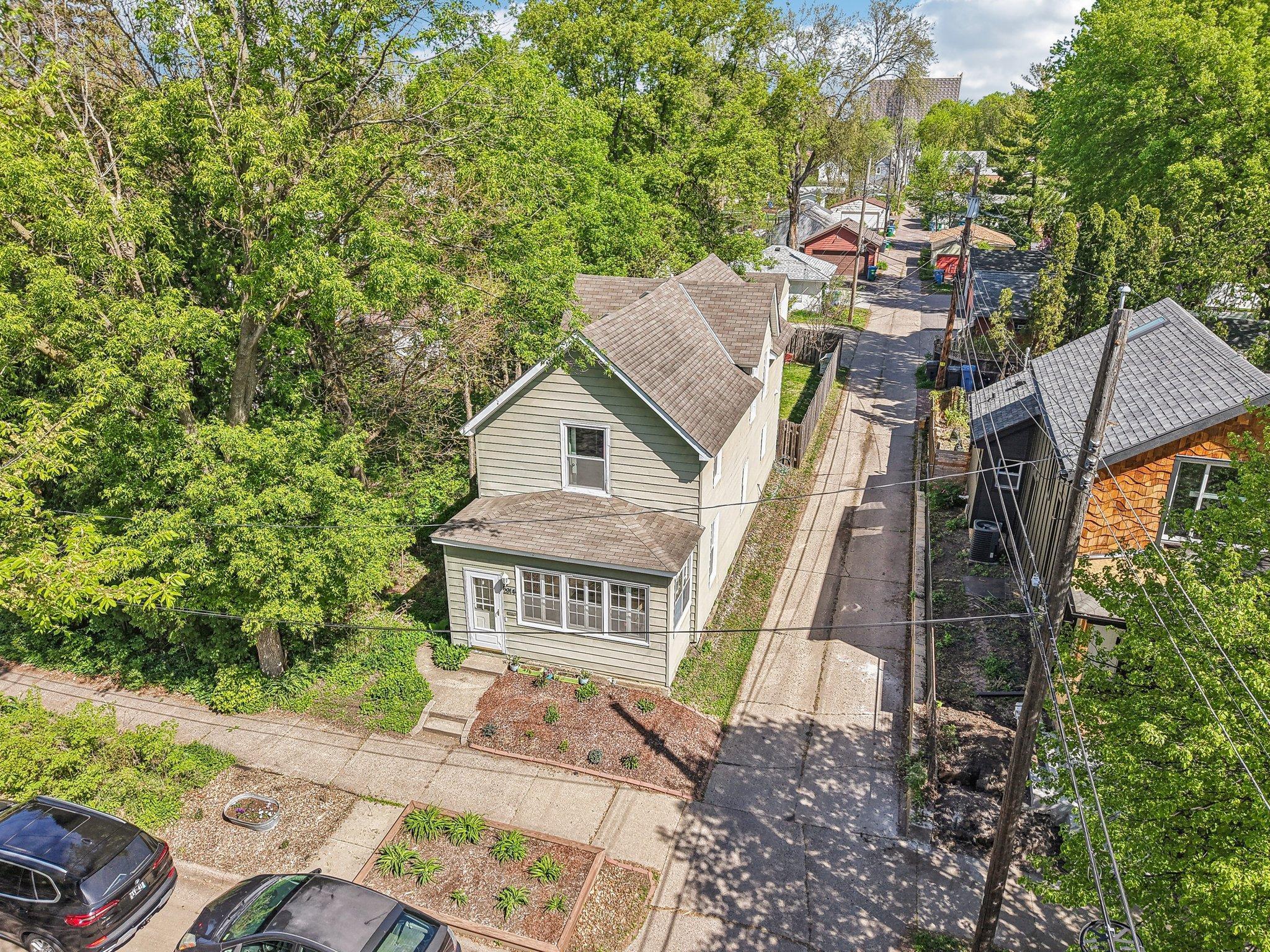 2914 E 26th Street