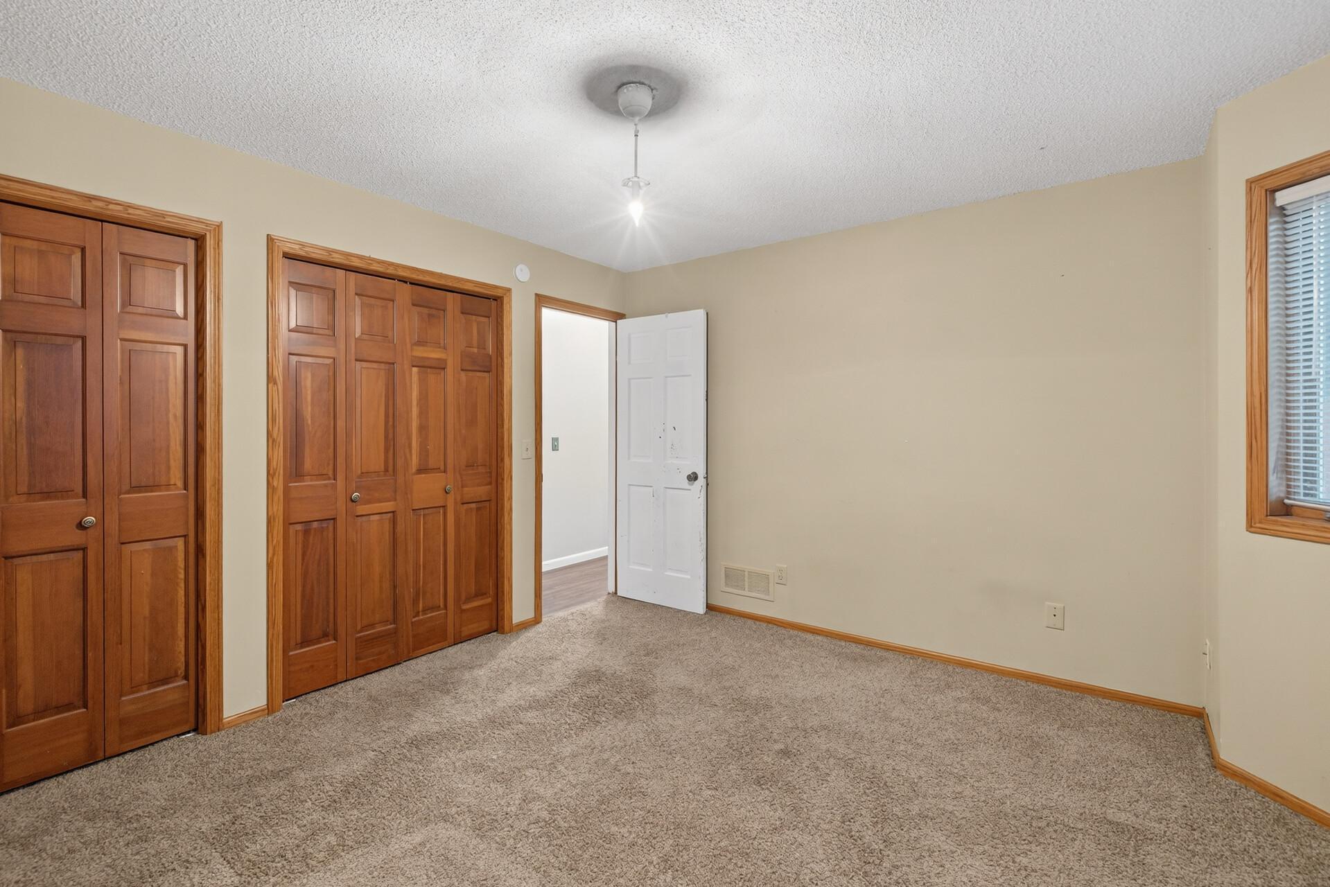 11035 Pheasant Lane N