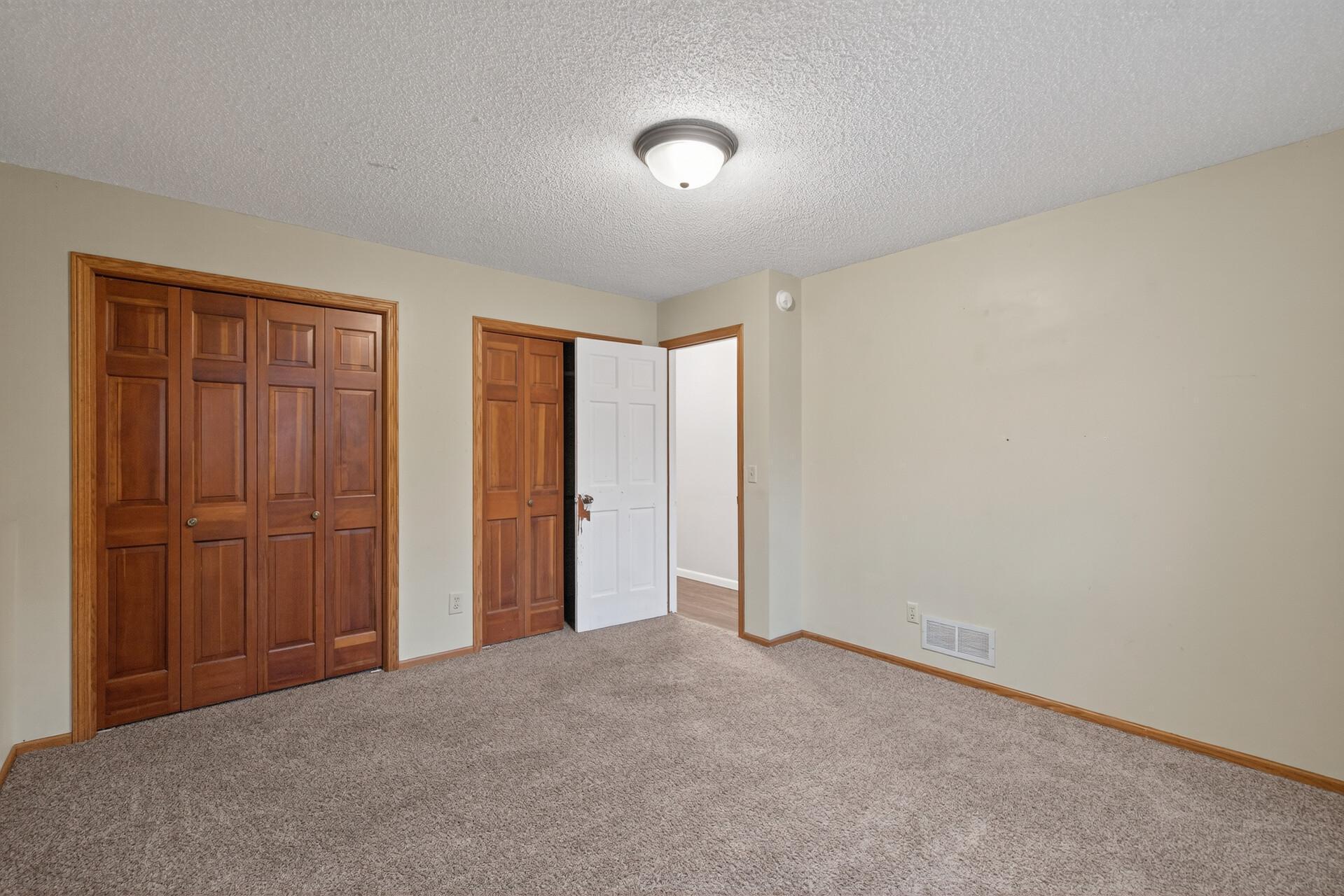 11035 Pheasant Lane N