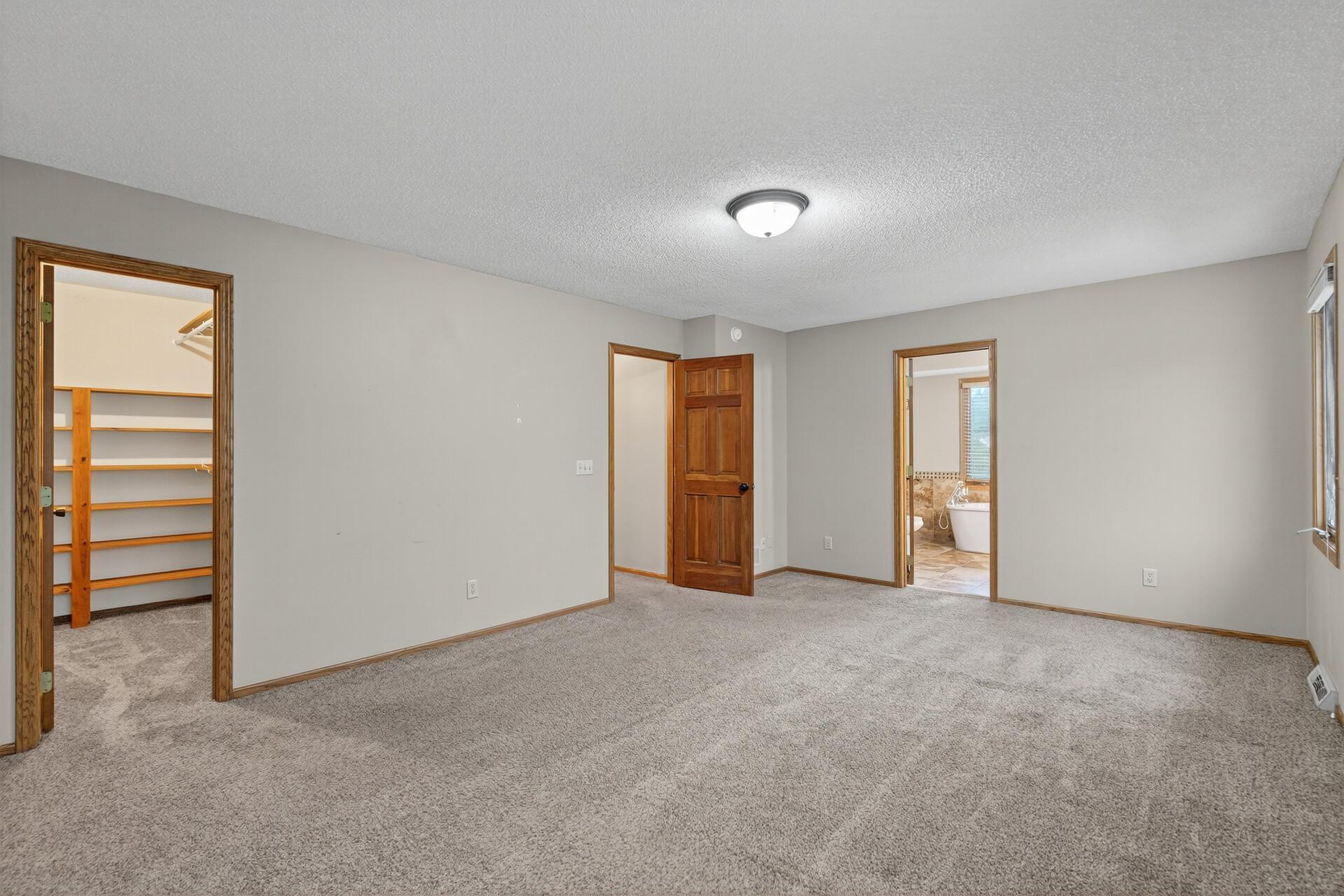 11035 Pheasant Lane N