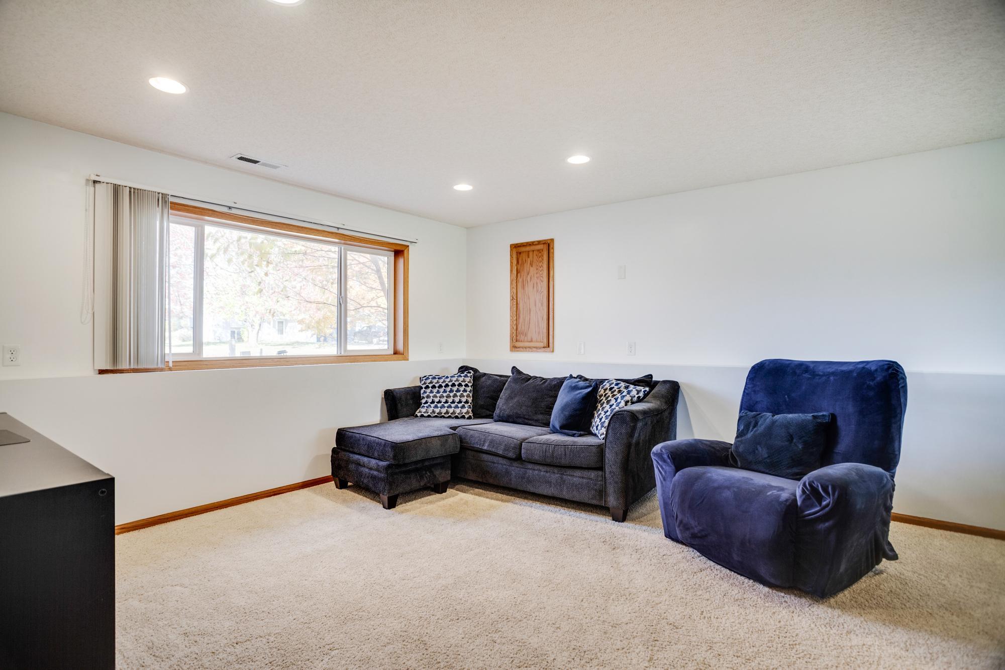 348 Columbine Lane