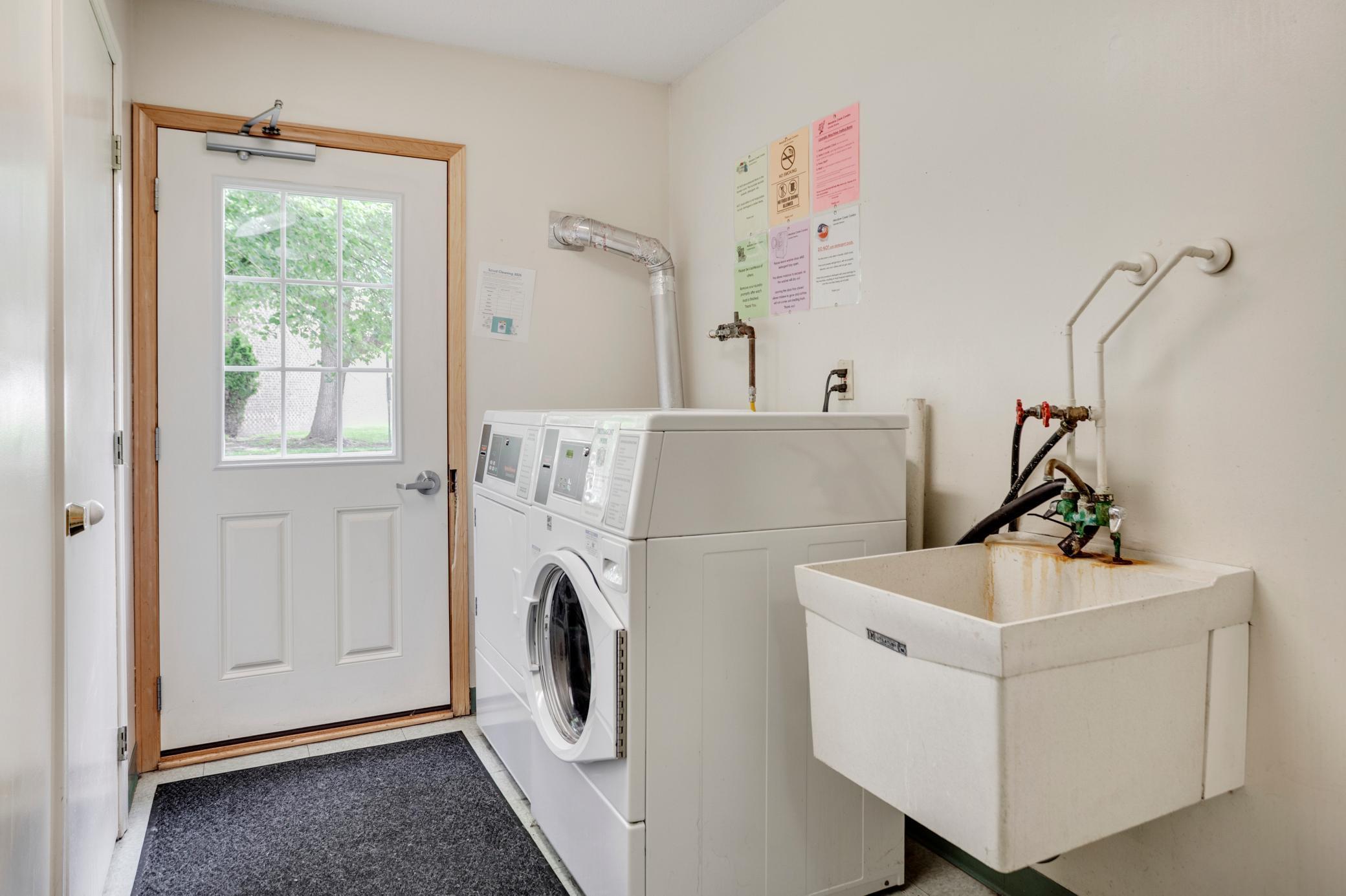 702 Old Settlers Trail Unit: 3