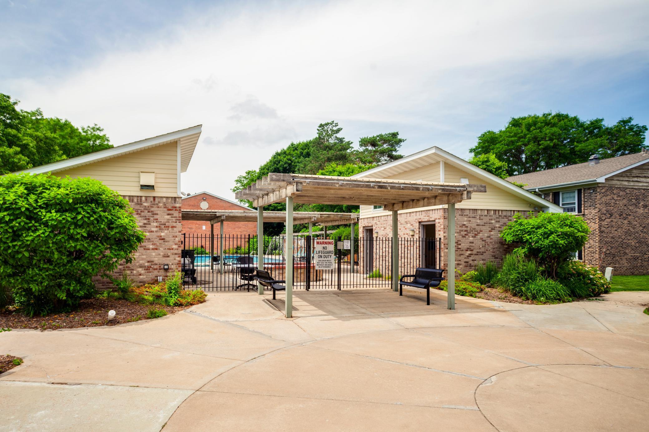 702 Old Settlers Trail Unit: 3