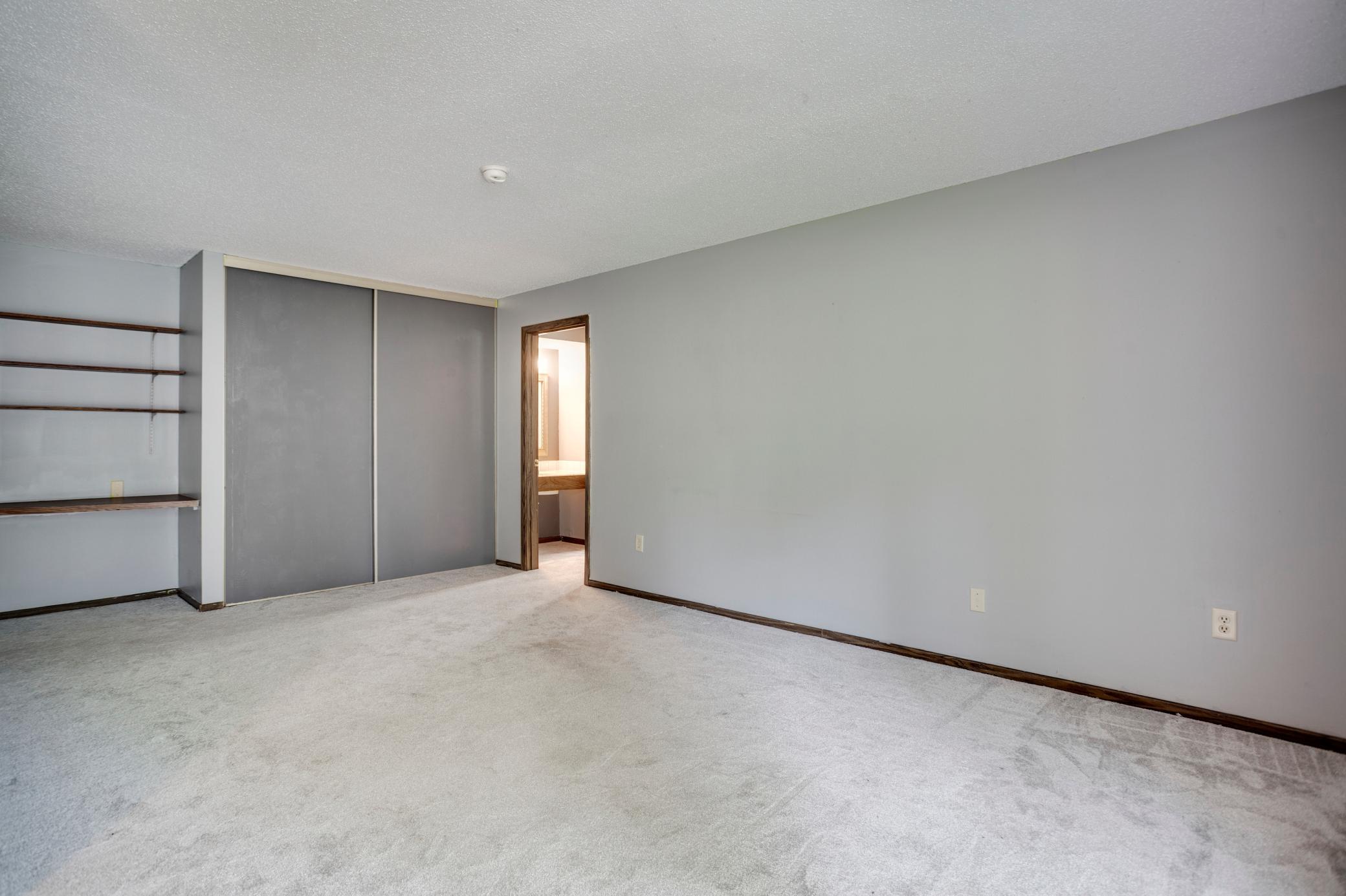 702 Old Settlers Trail Unit: 3