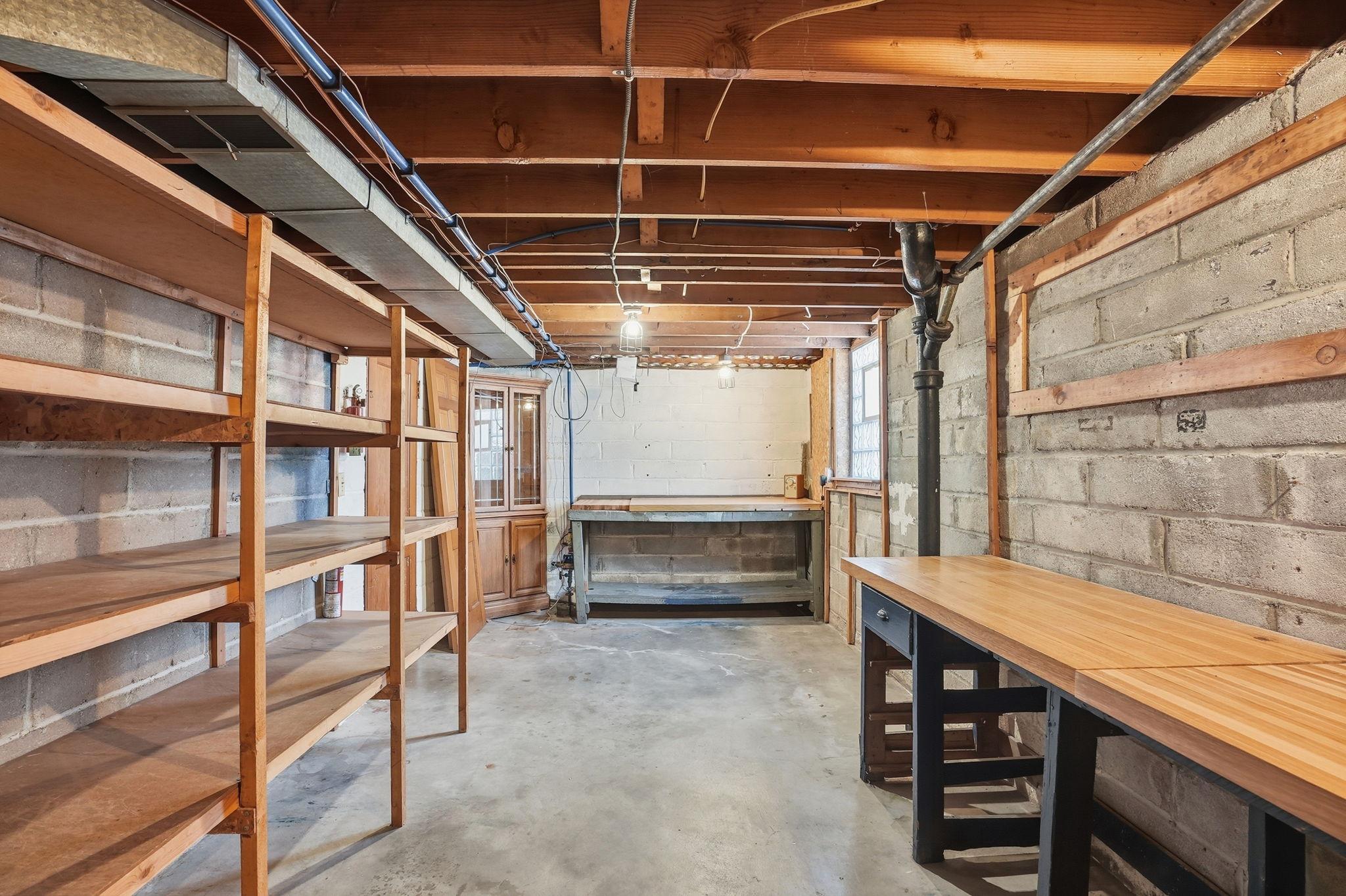 2410 E 43rd Street