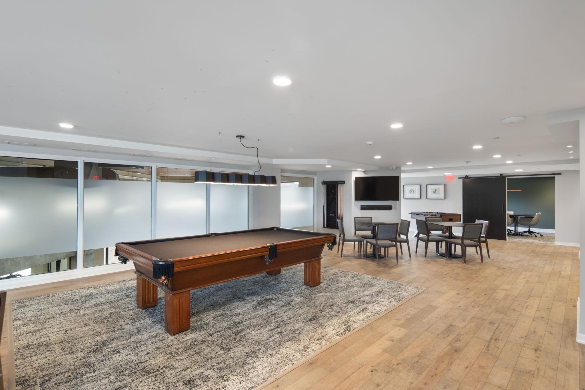 110 1st Avenue NE Unit: F1502