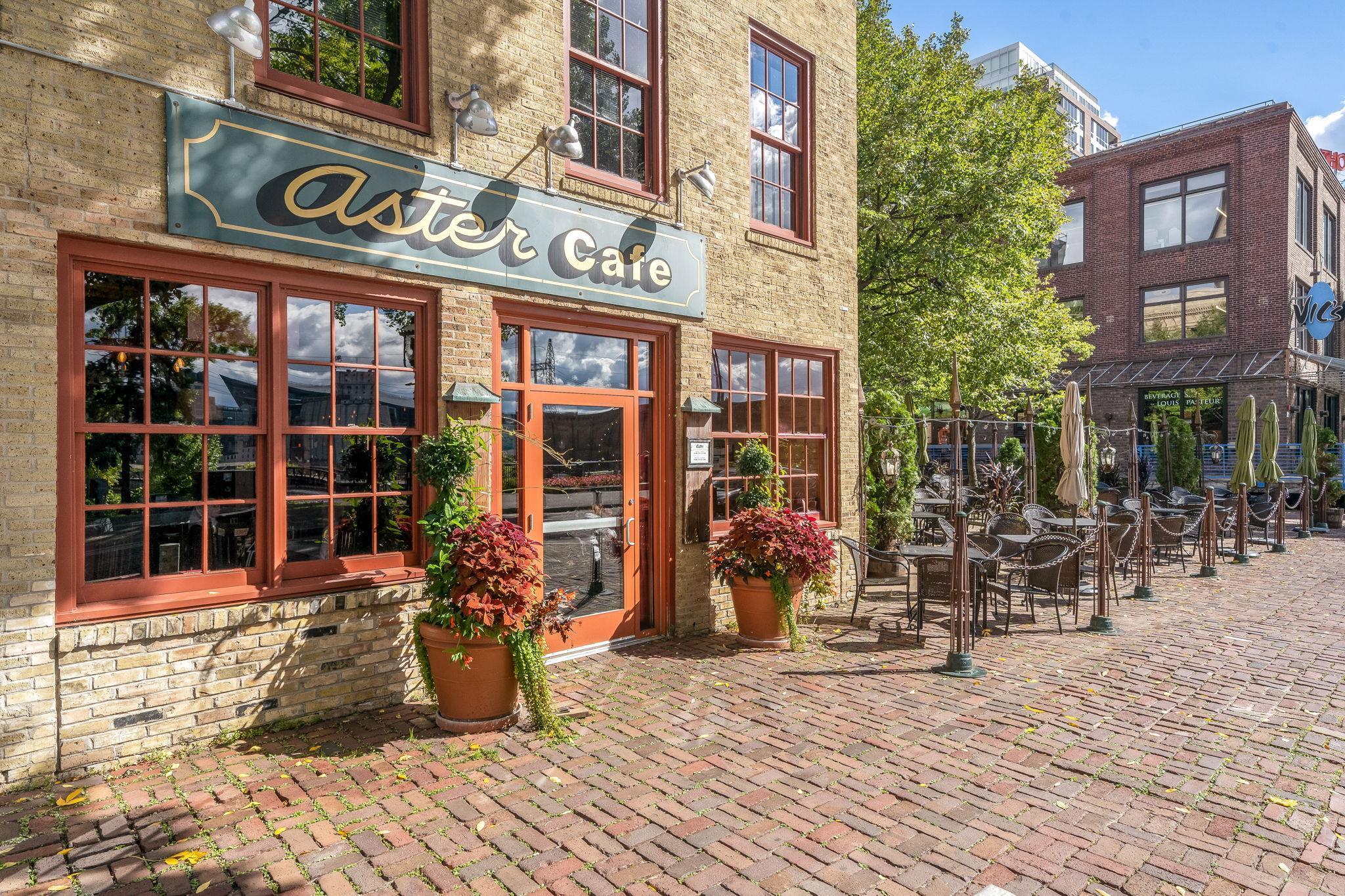 110 1st Avenue NE Unit: F1502