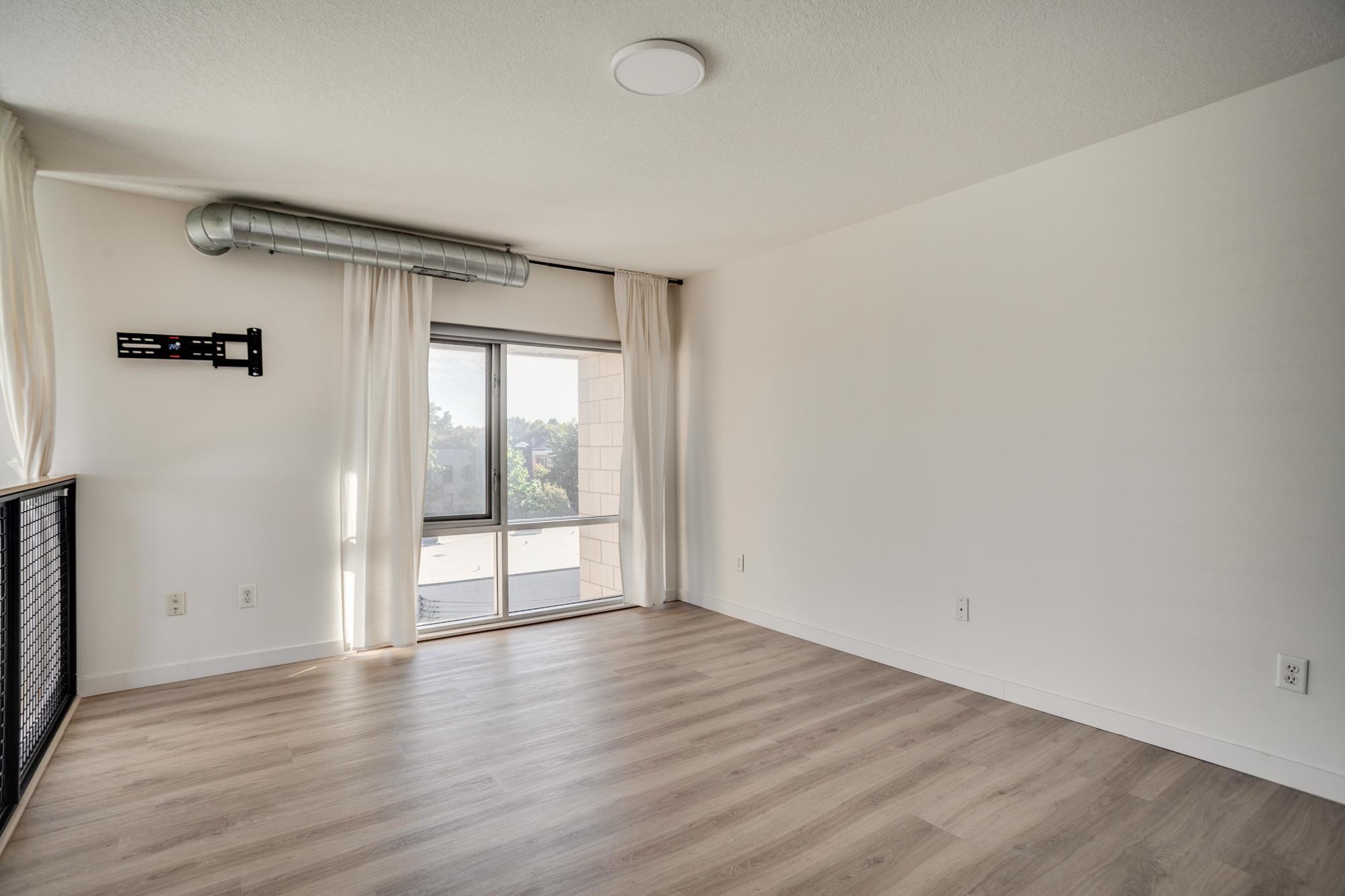 1829 3rd Avenue S Unit: 203