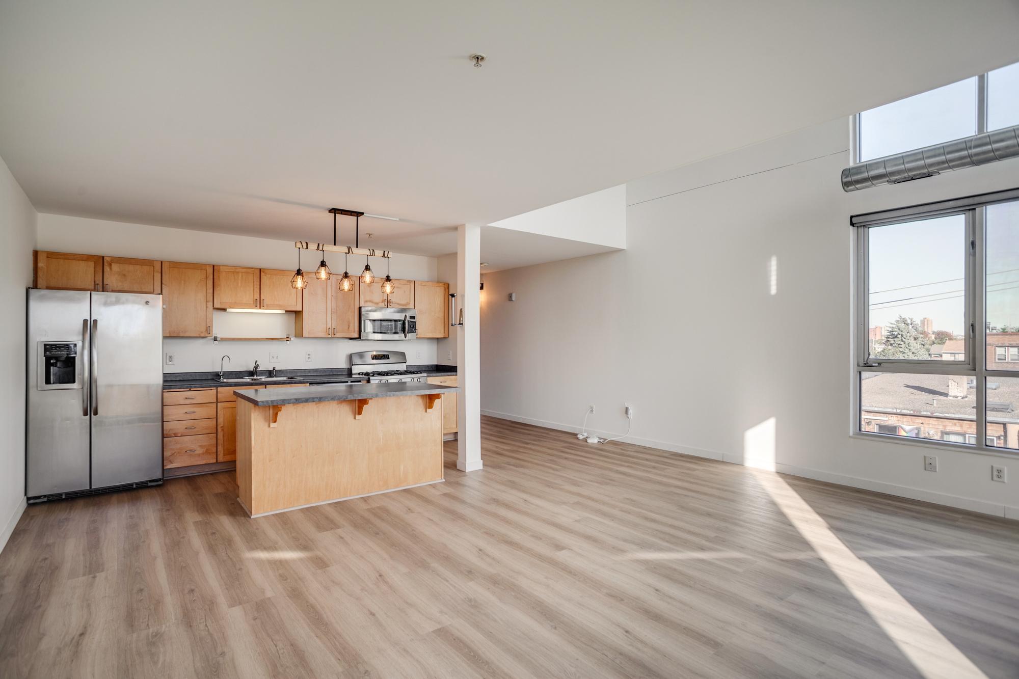 1829 3rd Avenue S Unit: 203