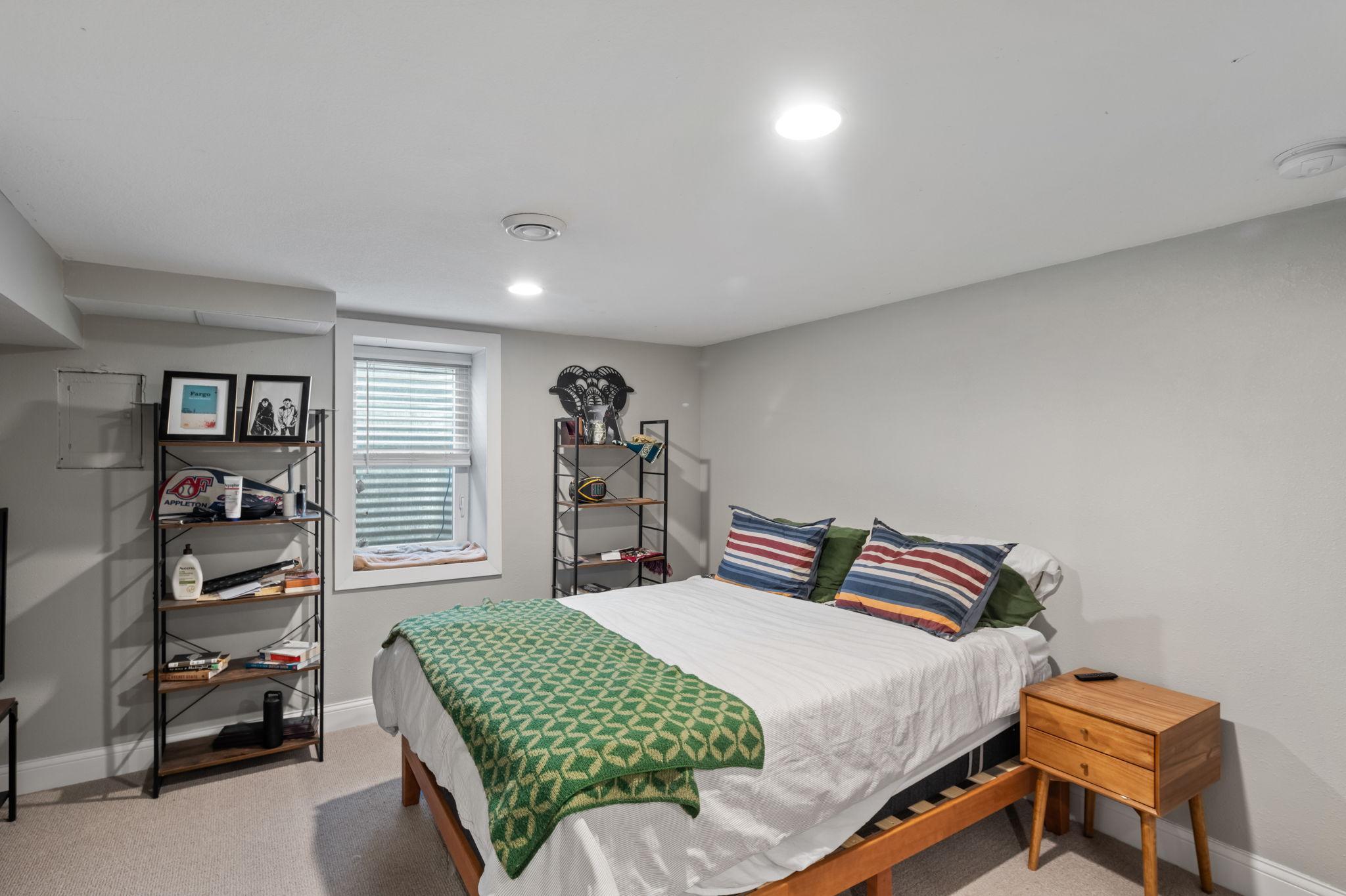 2416 Quincy Street NE