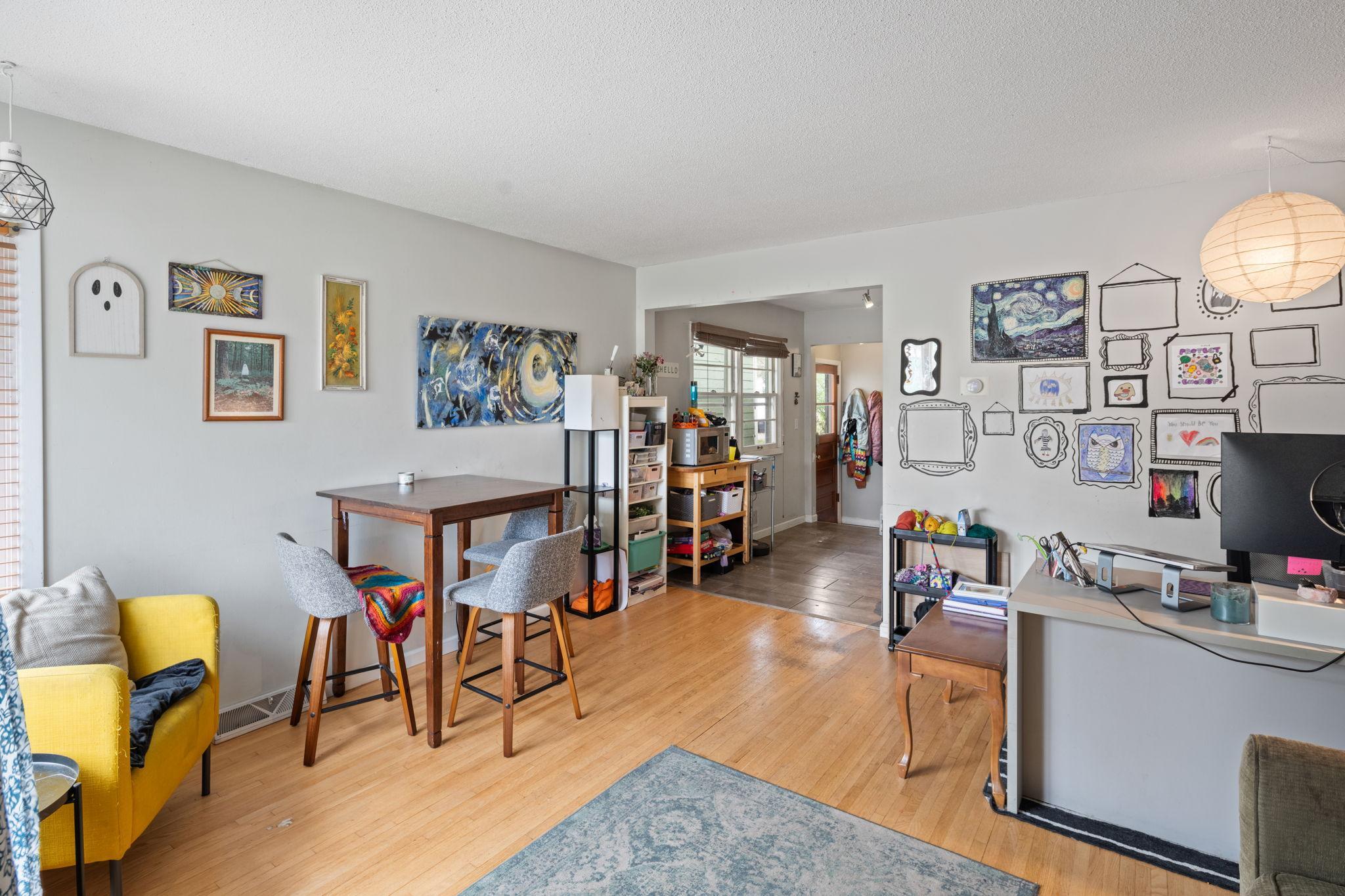 2416 Quincy Street NE