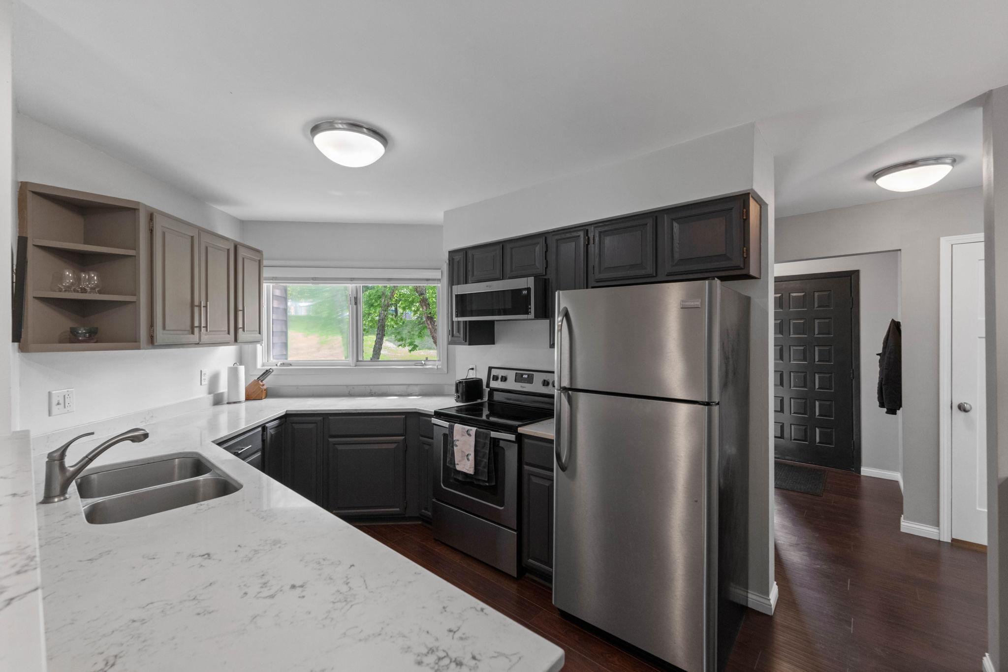 1335 Spencer Road W