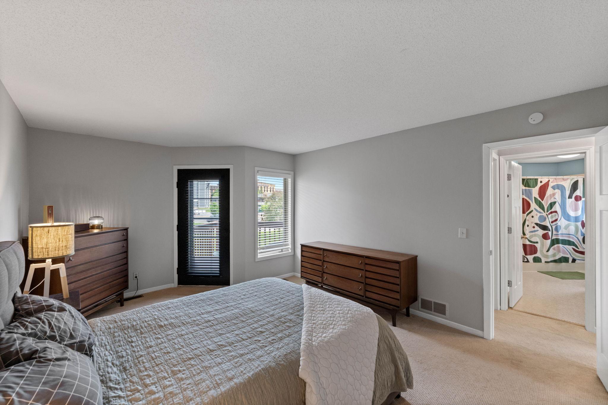 1335 Spencer Road W